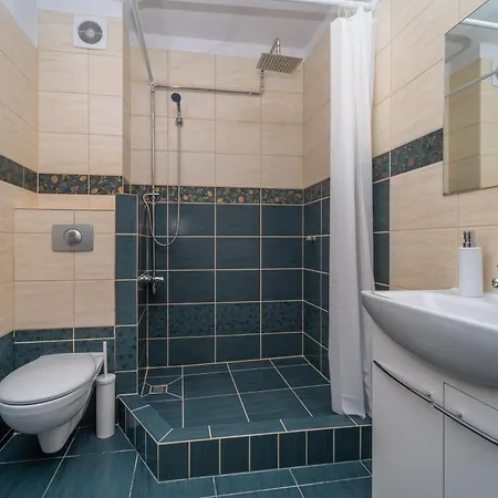 Rodzinny 3city Z 5 Sypialniami I Ogrodkiem By Renters Гданьск